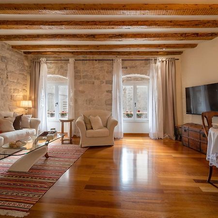 ספליט Stone Pearl Heritage Luxury Suite מראה חיצוני תמונה